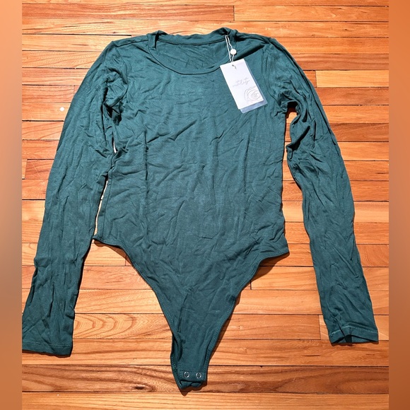 Vitality Lena Long Sleeve Thong Bodysuit - M - Picture 2 of 4